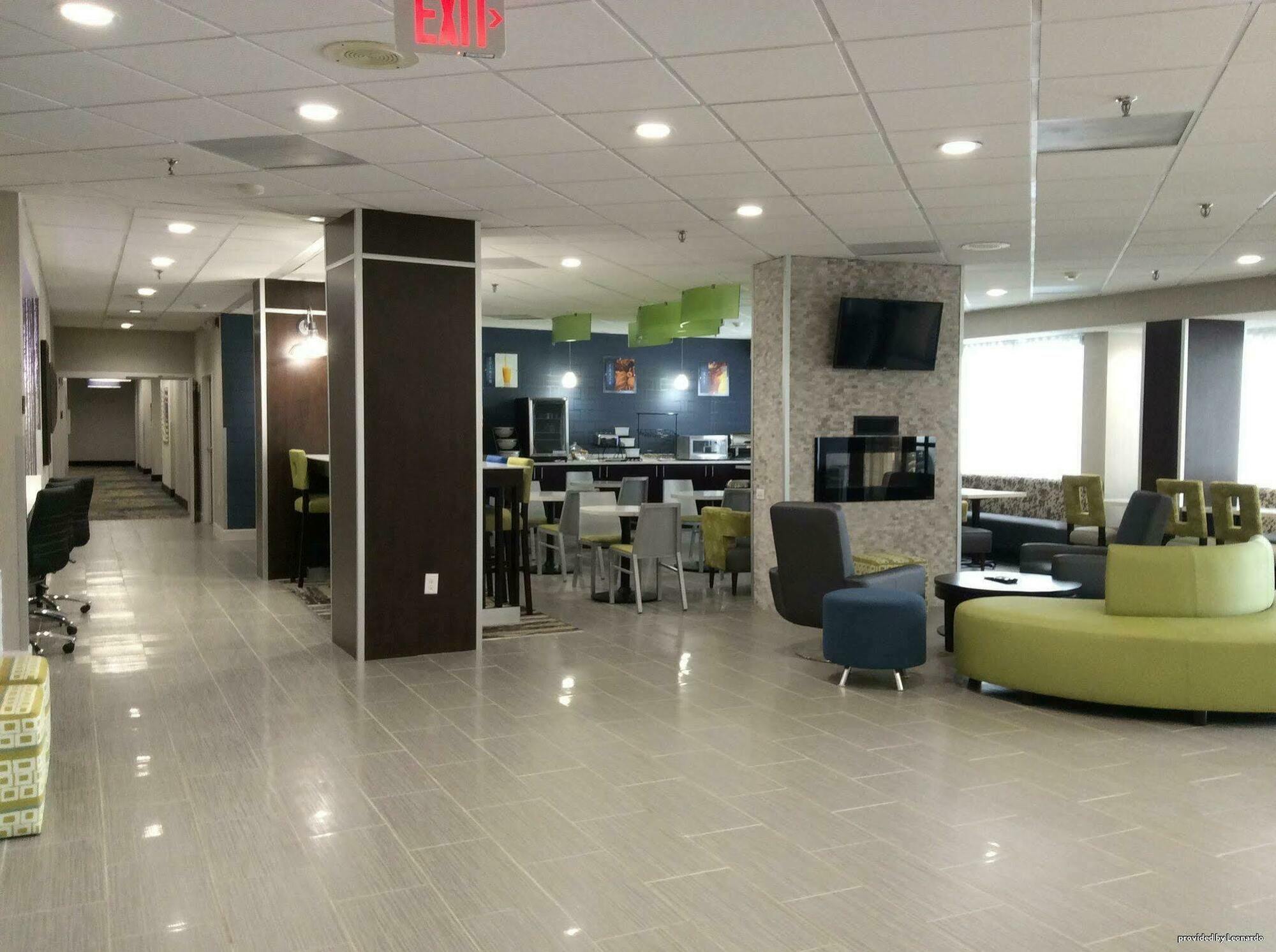 Western Hanes Mall Hotel Winston-Salem